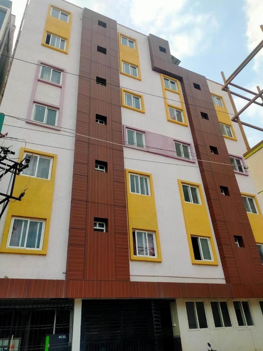 Stoneroof Guest Pg Hostel Whitefield Exterior foto